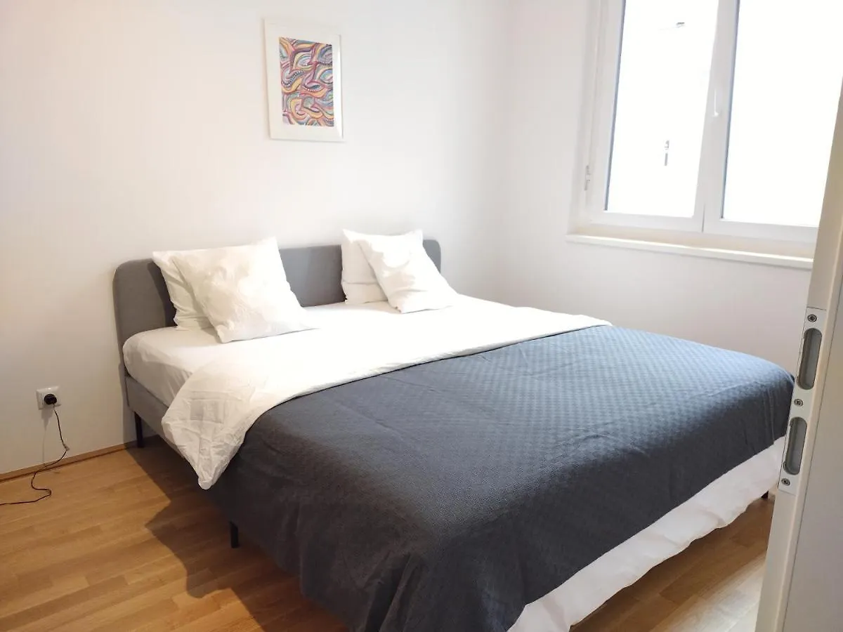 Schurli Apartment Vienna